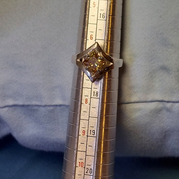 Princess Cut Moissanite Ring - Picture 4 of 5